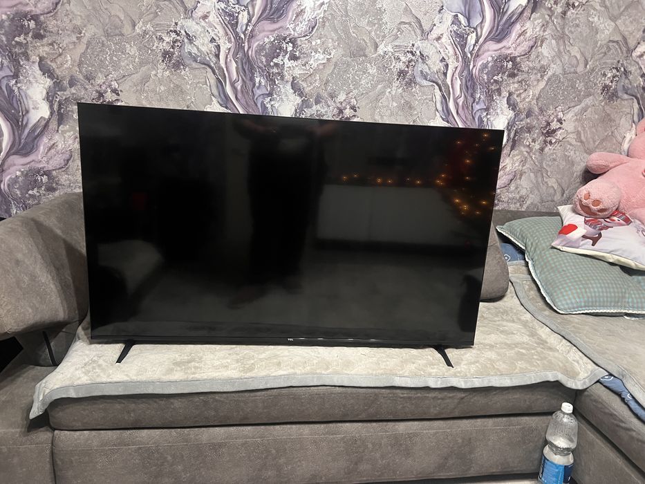 Телевизор 4К большой