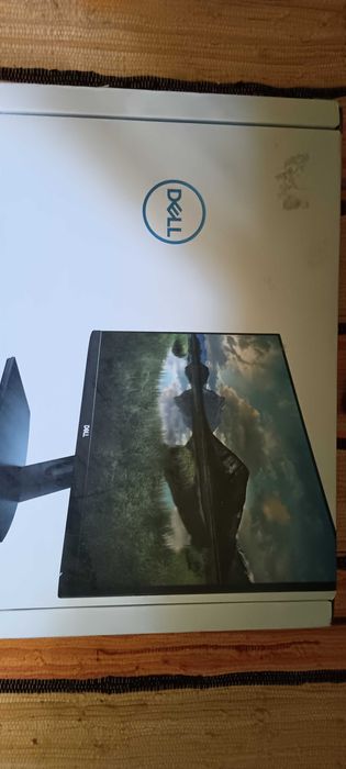 Dell 22' SE2219H монитор (Като нов)