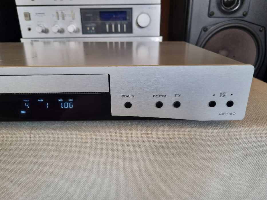 Cd Player Myryad Cameo. High End. 24 Bit.Perfect functional. Impecabil