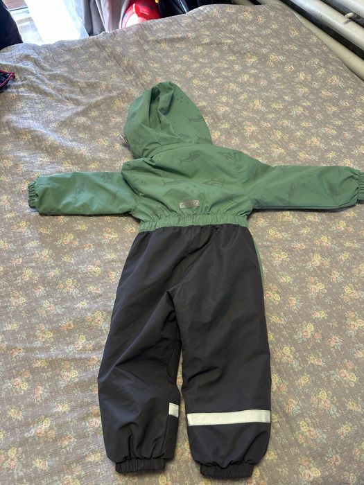 Продаю комбинезон весна-осень