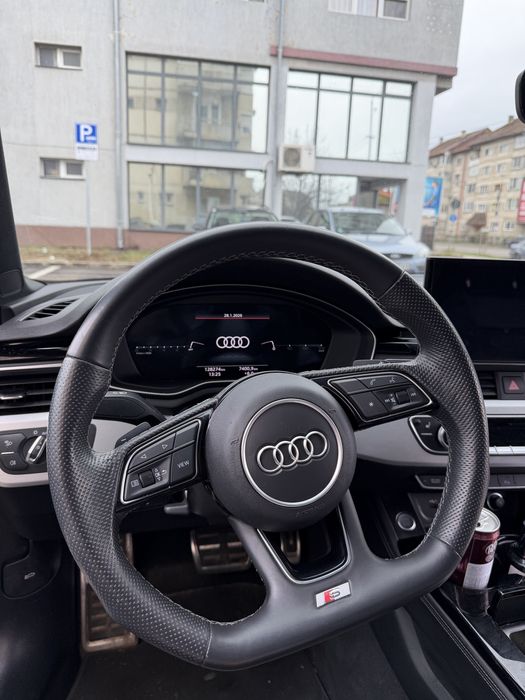 Audi A5 S-Line , competition