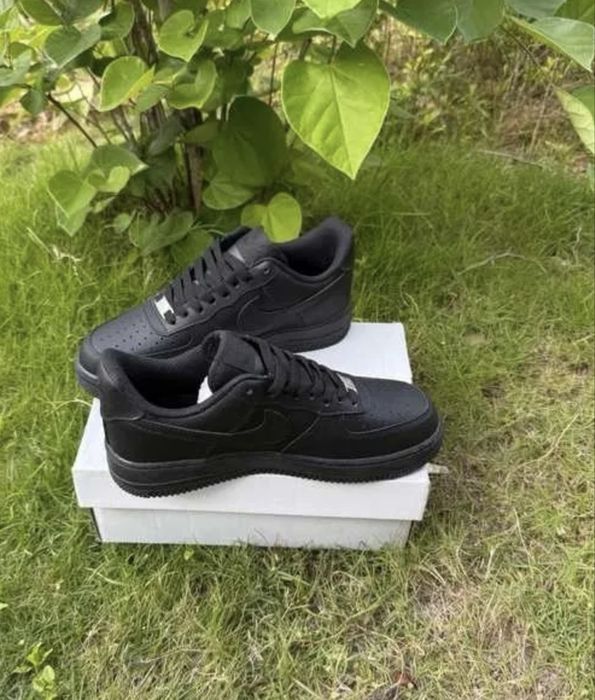 Adidasi Airforce 1