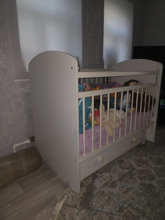 Детская кроватка