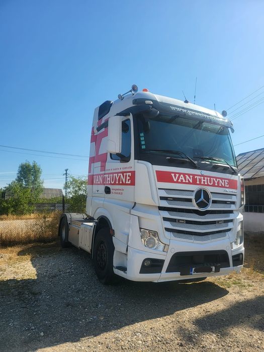 VÂND /SCHIMB Ansamblu mercedes Actros Model 1845 (remorca)