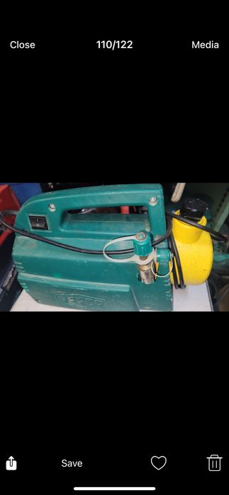 Вакуумна помпа REFCO