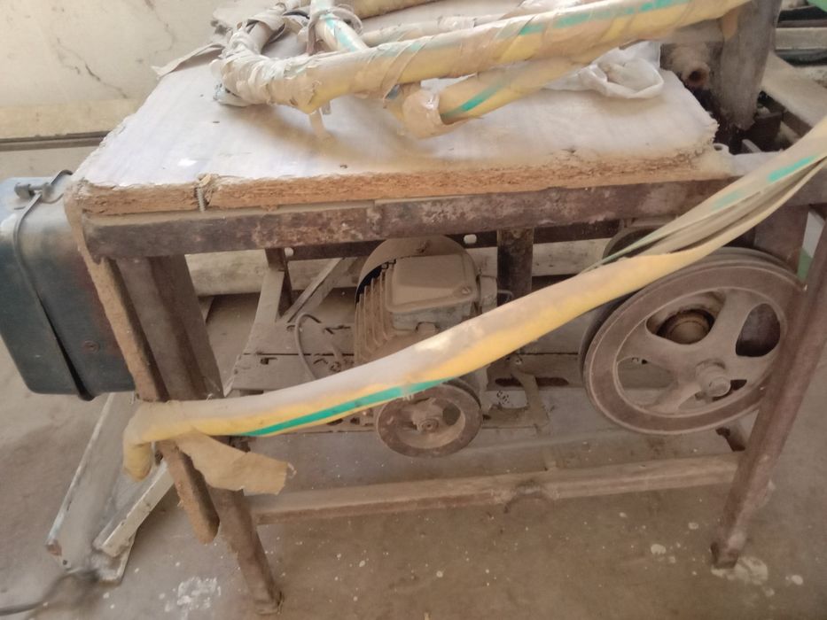 5 хил турдаги комплект ишлаб турган пларам станоклар сотилади.