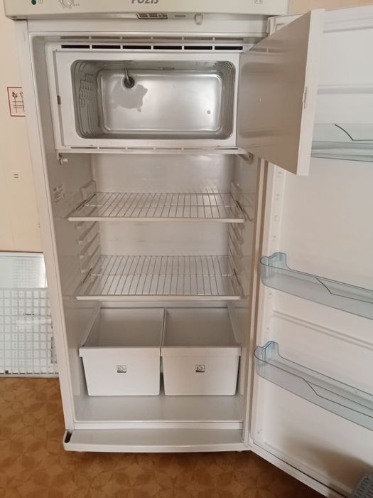 Холодильник рабочий