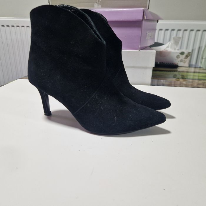 Ghete Benaza marimea 38