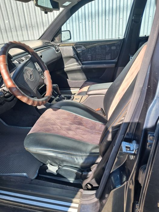 Продам мерседес Е280