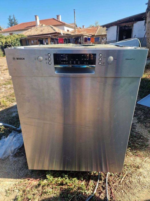 Съдомиална BOSCH И  Фурна за вграждане Simens