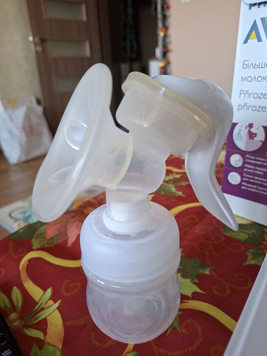 Ръчна помпа за кърма Авент