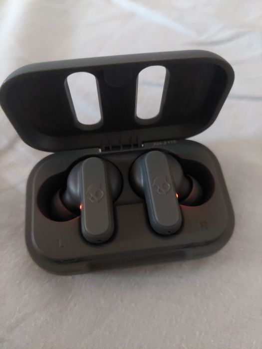 Casti wireless skullcandy