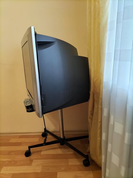 Отдам почти даром