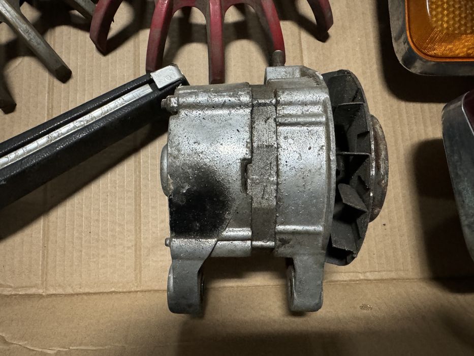 Динамо Алтернатор Генератор стопове дръжка тасове Жигула ВАЗ Лада