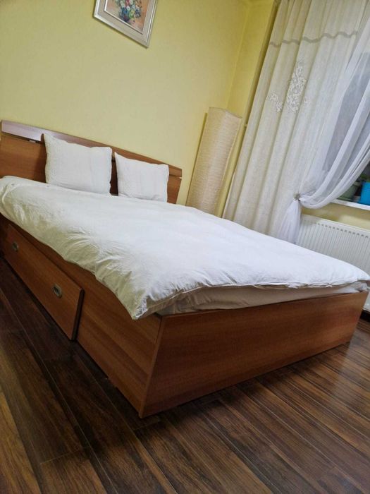 Pat dormitor 163/200 cm, fără saltea, ladă depozitare.