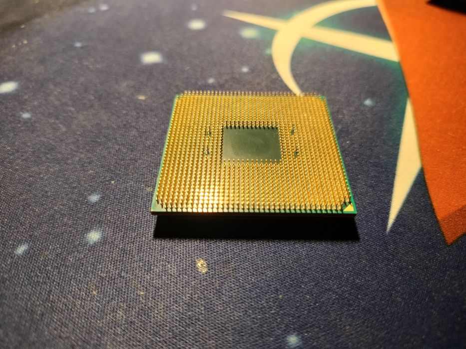 Продам процессор Ryzen 5 2600
