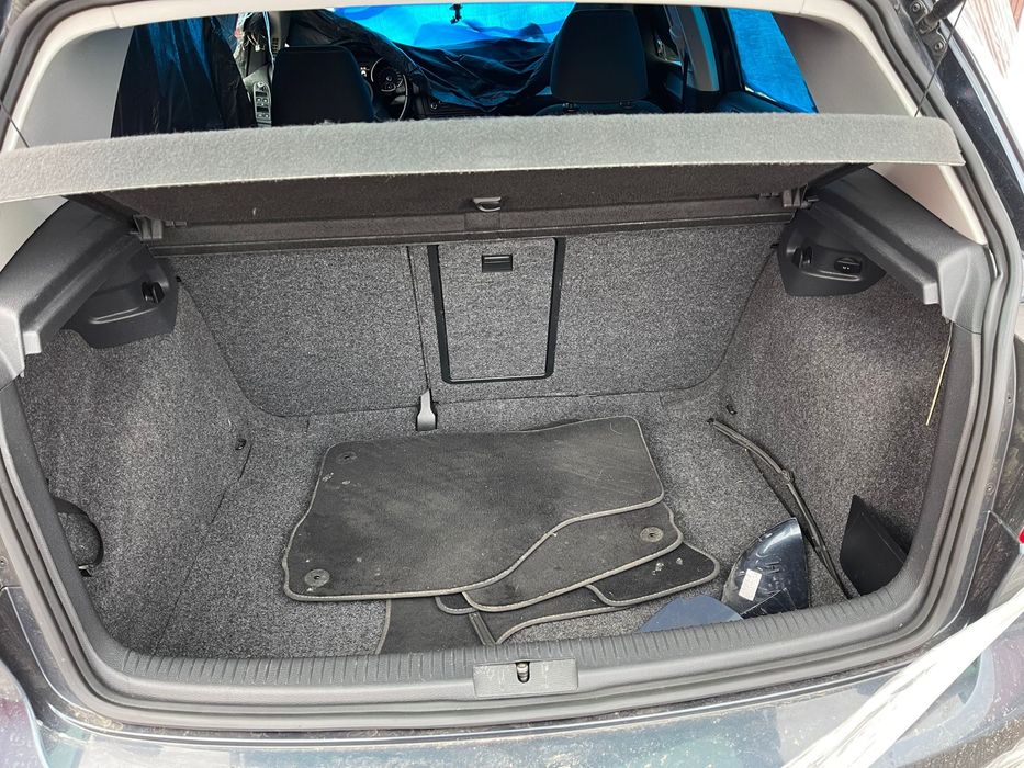 Se dezmembreaza Golf 6 1.6 cayc