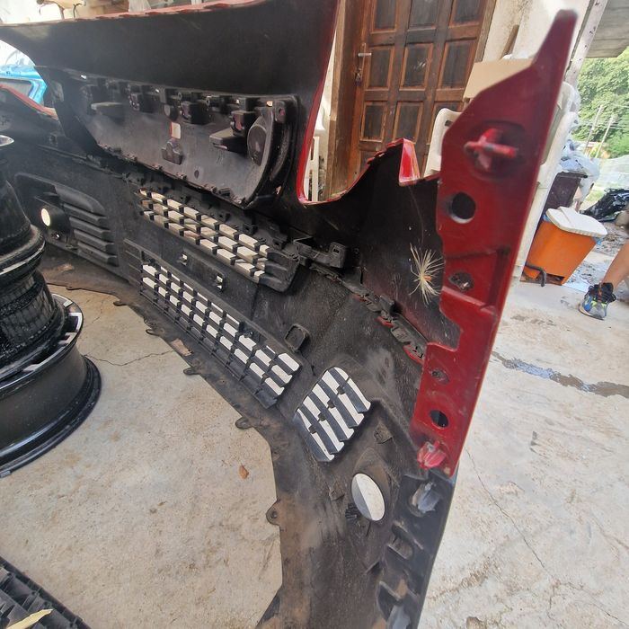 Peugeot Expert 2018 предна броня 6бр.