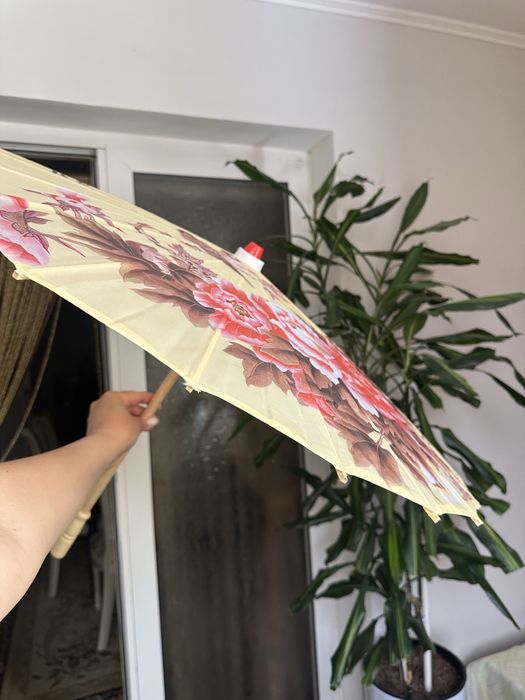 продам летний зонтик новый ручная работа