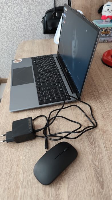 Продам ноутбук новый