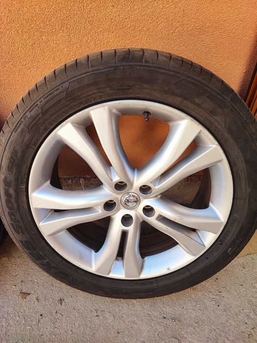 Оригинални  джанти за Нисан 20” 5x114.3 с чисто нови гуми 235/55/20