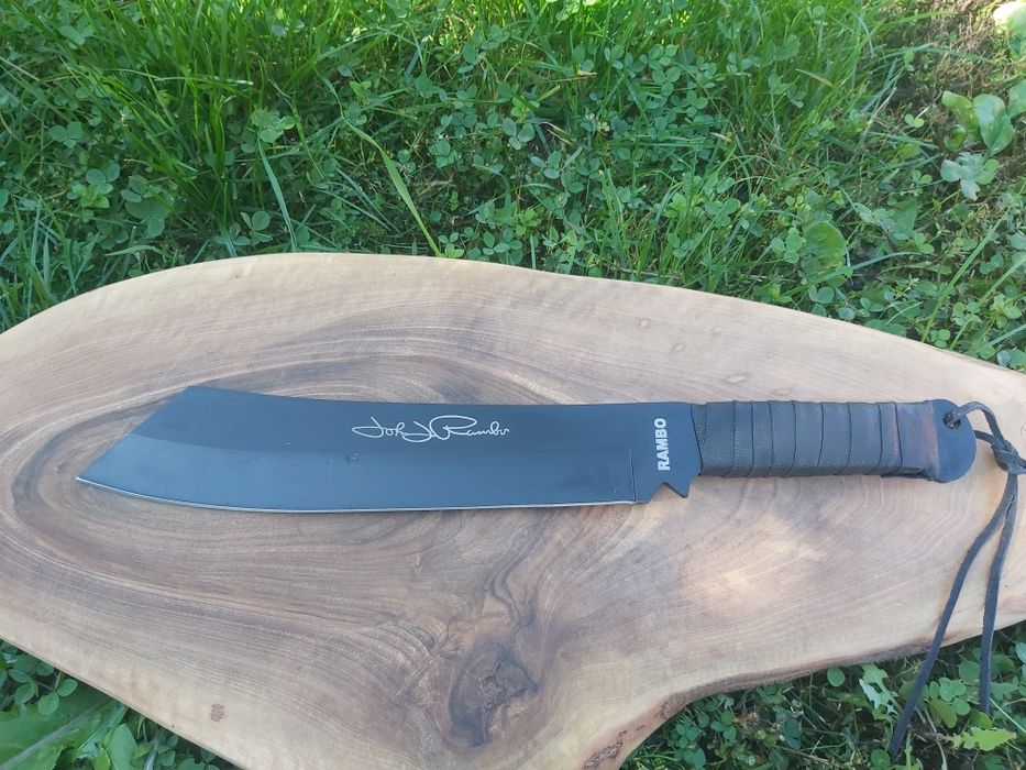 Мачете RAMBO 4 с кожена кания