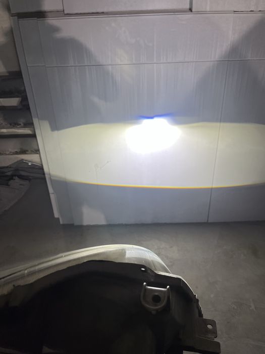 Таёта прадо фары