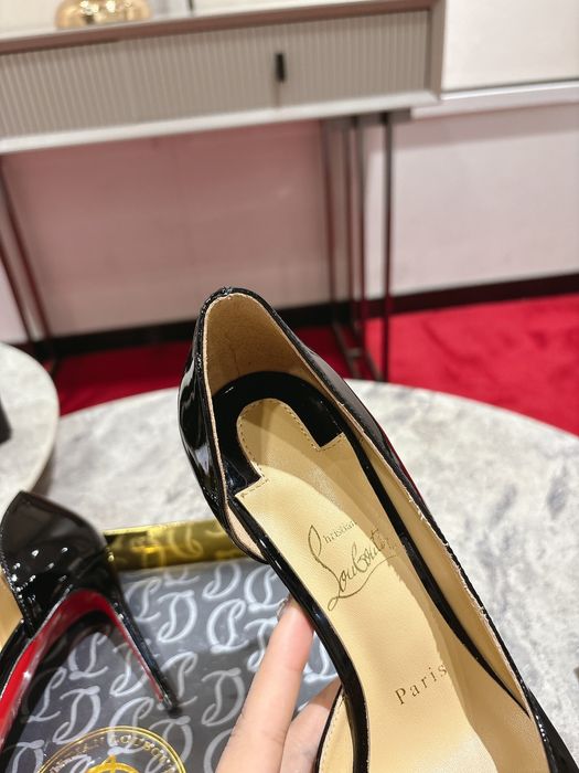 Pantofi Christian Louboutin, Premium