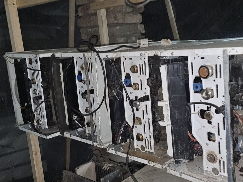 200$ дан Котеллар бор Рабочи