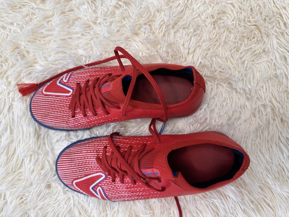 Футбольные бутсы Demix