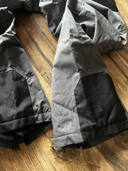 Geaca si pantaloni ski McKinley