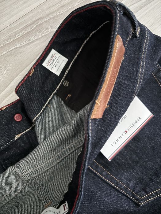 Vand blugi originali Tommy Hilfiger regular Noi cu eticheta