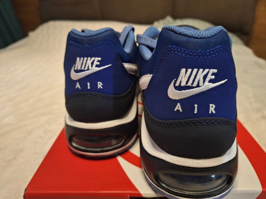 Чисто нови мъжки маратонки NIKE AIR MAX NOMAD