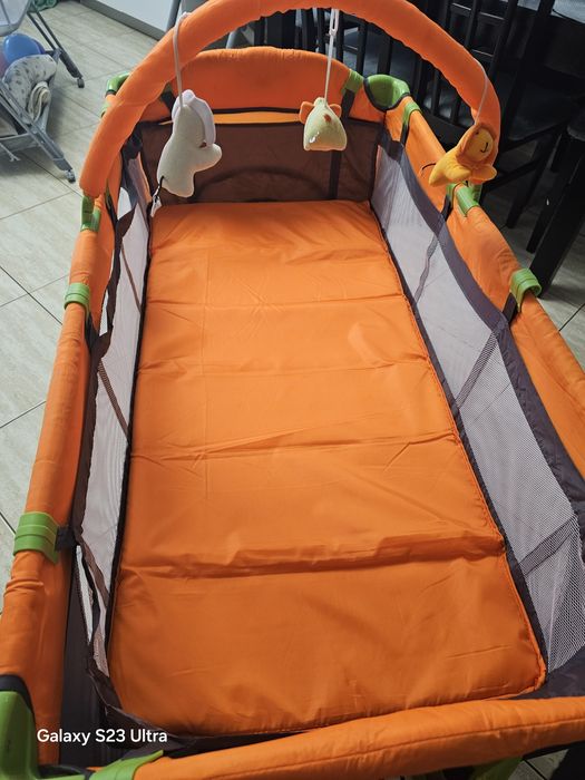 Patut cu 2 nivele Juju Sleepy Baby, Verde/Portocaliu