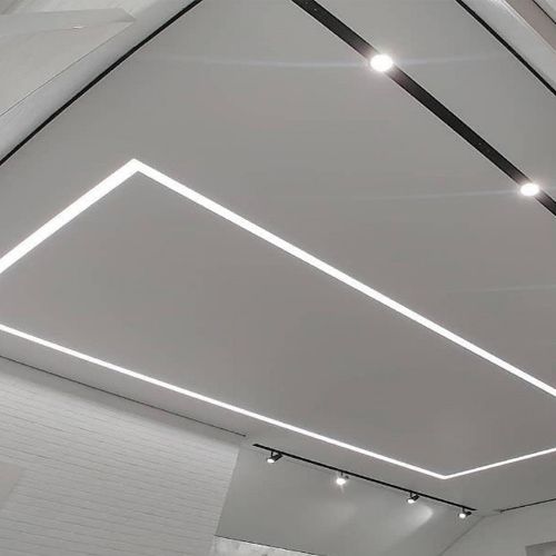 Установка натяжных потолков