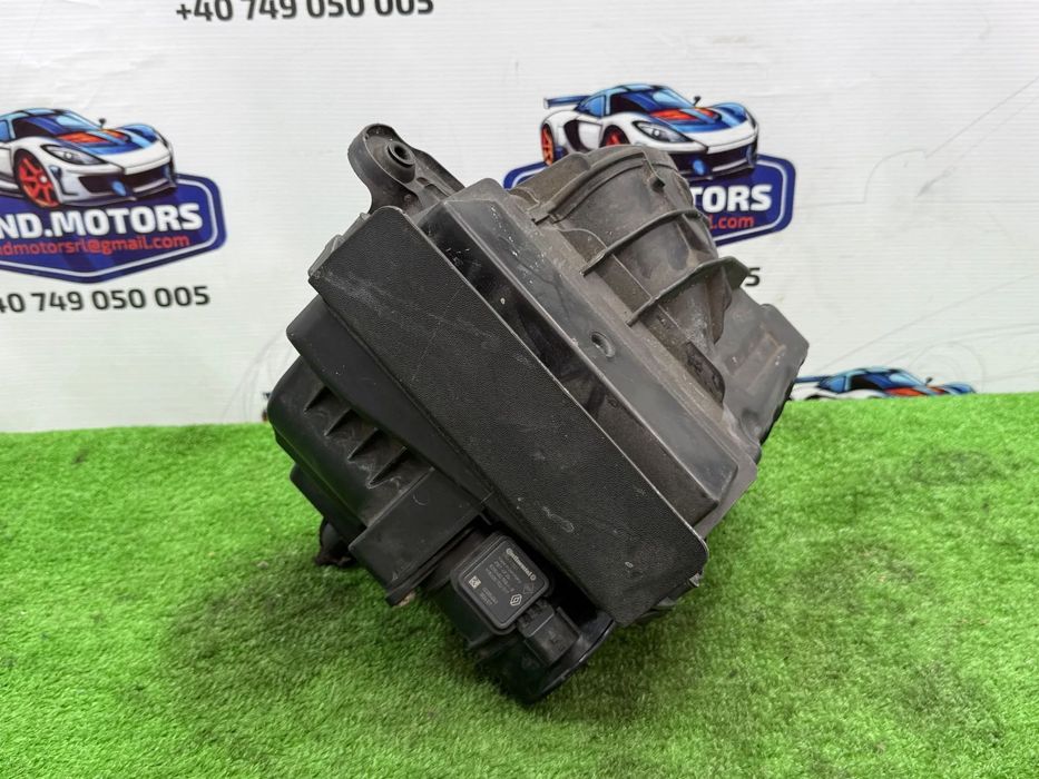 CARCASA FILTRU AER + VAS EXPANSIUNE RENAULT MEGANE III B95 1.6 DIESEL 2014 COD OEM 8200947663 1032331S03 8200682558 217100005R 2008-2016