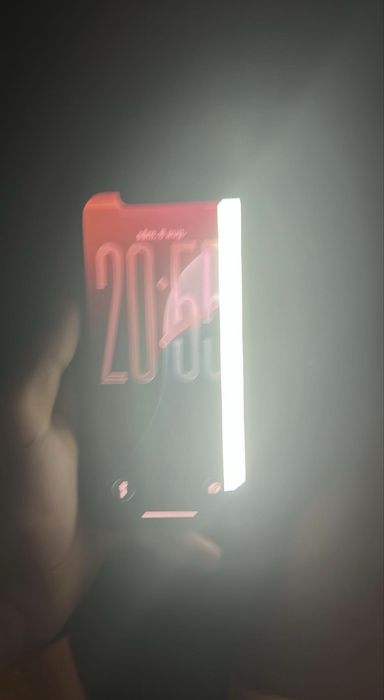 Vand Iphone 12 telefonul are display stricat in rest este in stare buna de functionare
