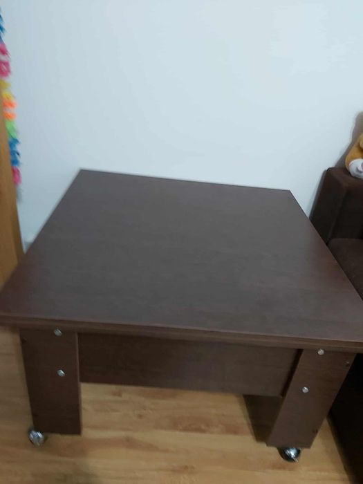 Vând masa de cafea și extensibila