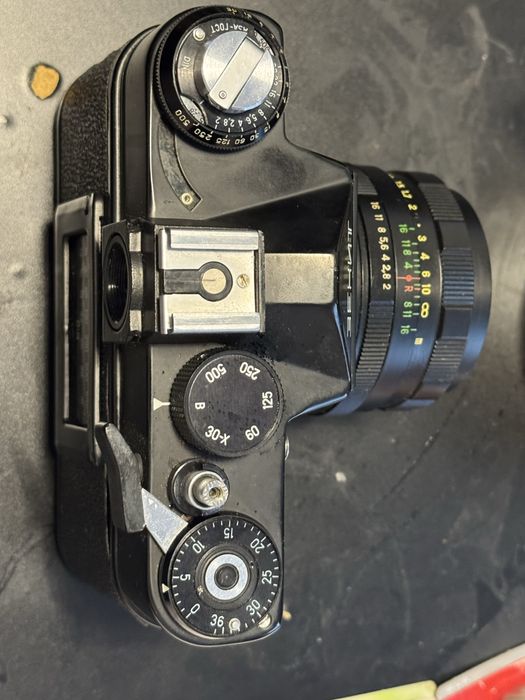 Zenit 11 aparat foto cu film