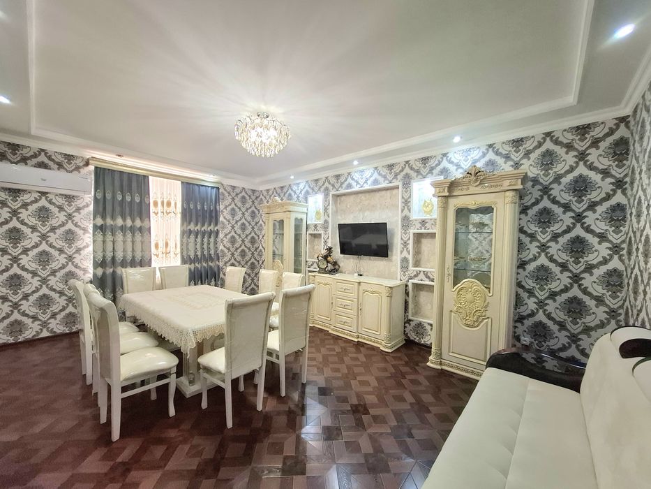 Сдается  2х  комнатная  Рудакий