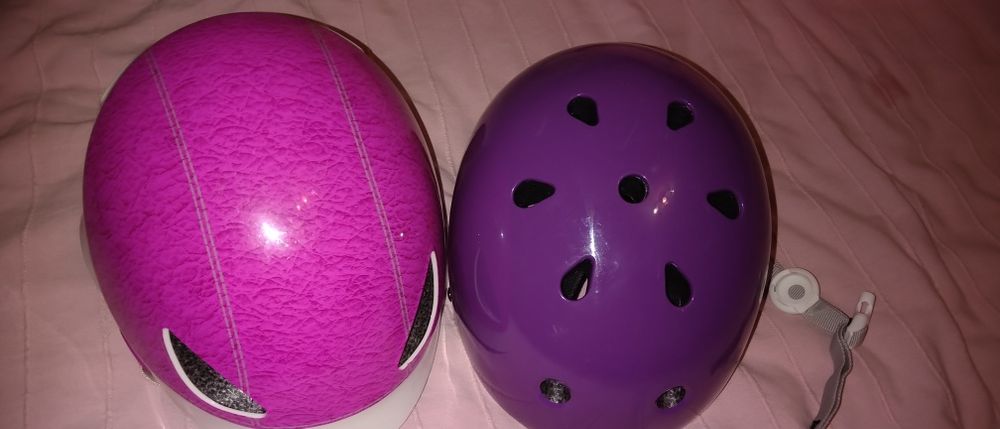 Детски каски 2 броя