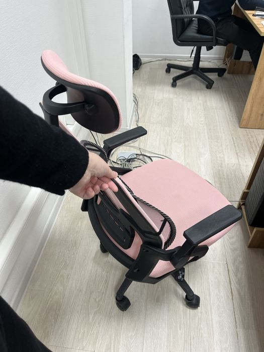 Кресло офисная новая