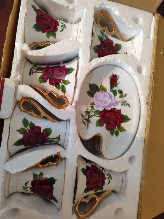 Продам набор чайных пар