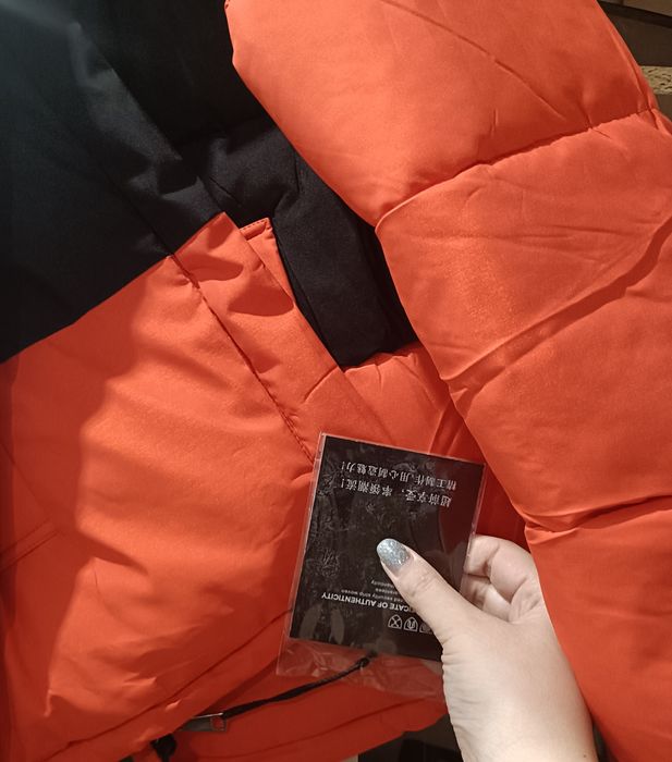 Продам новую куртку