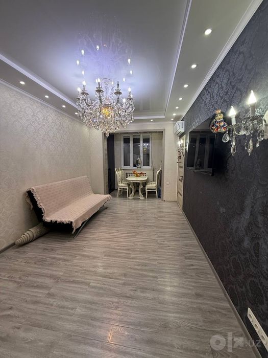 Срочно продаётся 2 комнатная квартира.