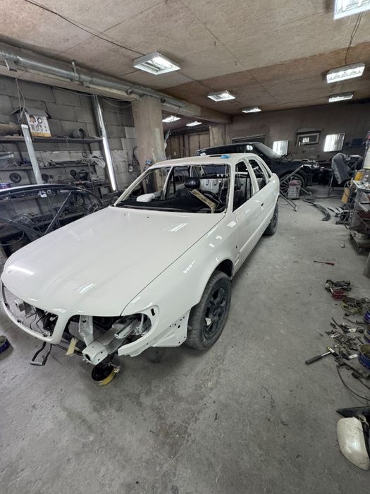 Продам ауди 100 американец