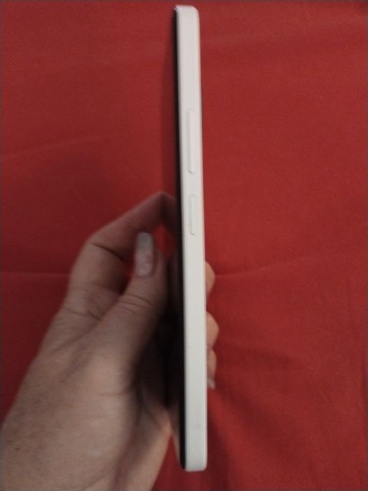 Продам смартфон Poco C61