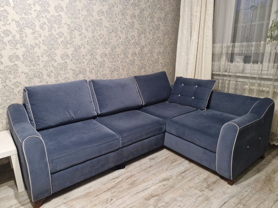 Продам отличный диван