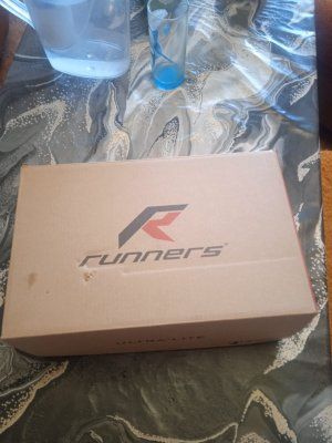 Чисто нови мъжки маратонки runners 40 номер