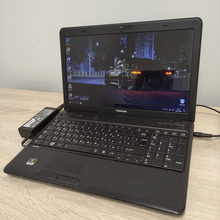 Ноутбук рабочий с играми